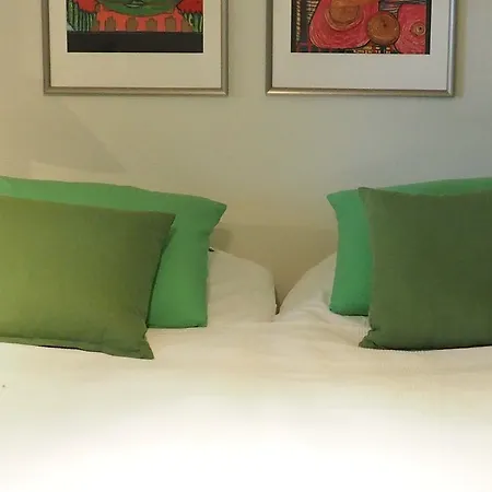 Soegaardensbb Bed and breakfast Stenlose